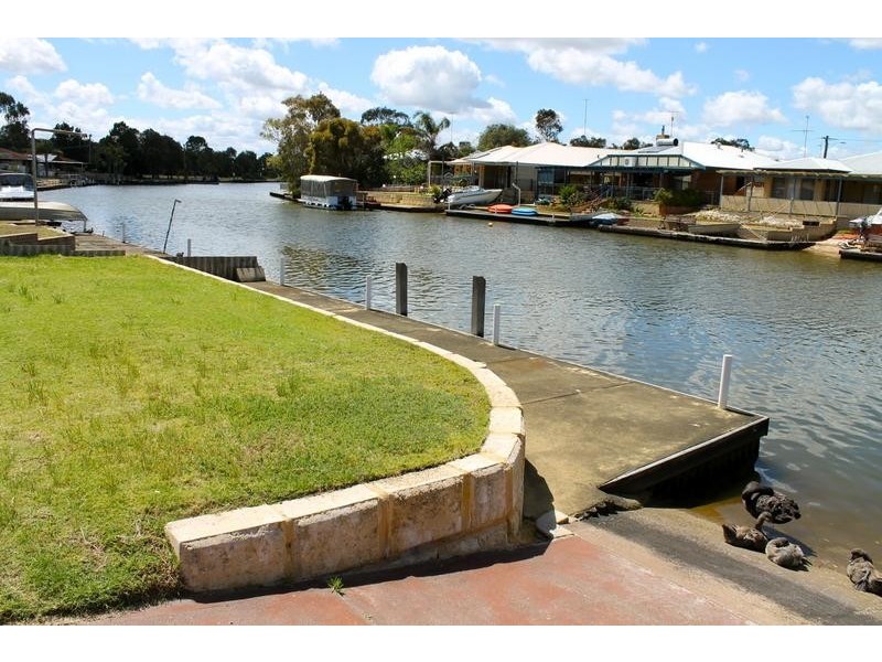 27 Allambi Way, South Yunderup WA 6208