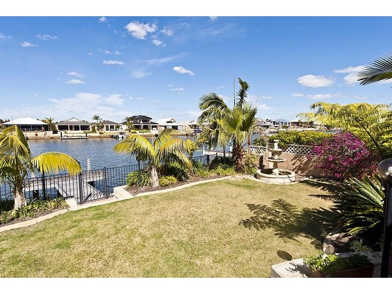 7 KIAP ROAD, South Yunderup WA 6208