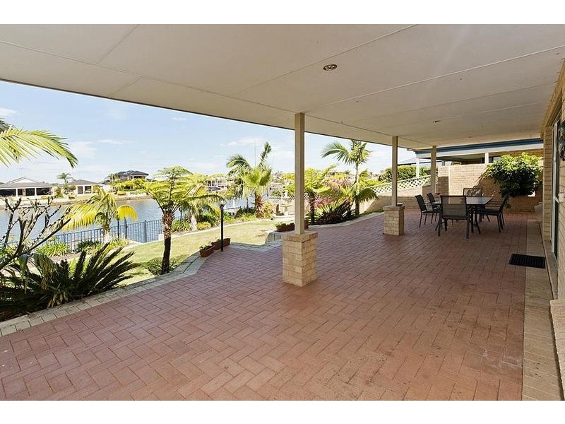 7 KIAP ROAD, South Yunderup WA 6208