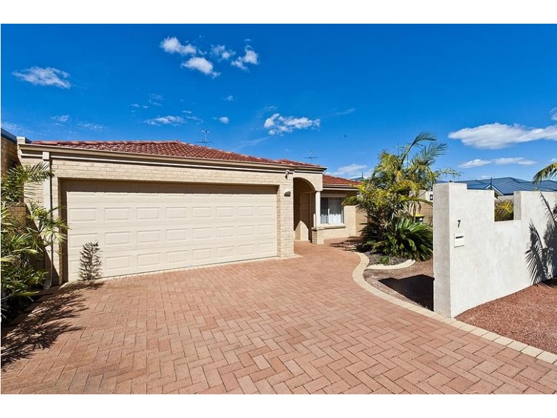 7 KIAP ROAD, South Yunderup WA 6208