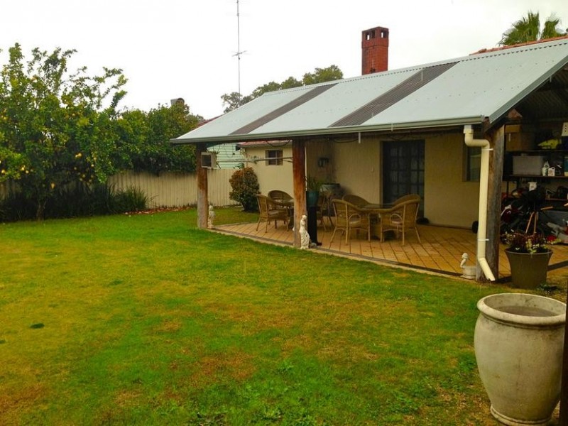 108 Fouracre Street, Waroona WA 6215