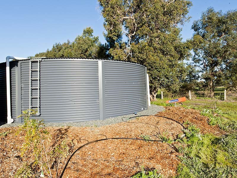 106 HANOVER WAY, West Pinjarra WA 6208