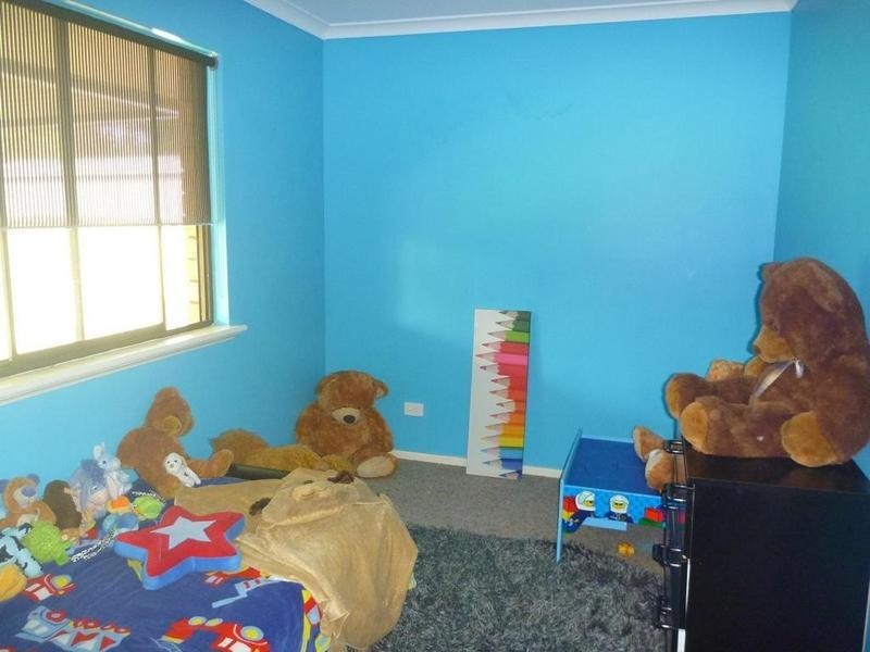 7 Leschenaultia Place, Pinjarra WA 6208