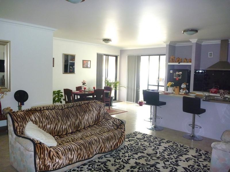 7/70 Rodoreda Crescent, Ravenswood WA 6208