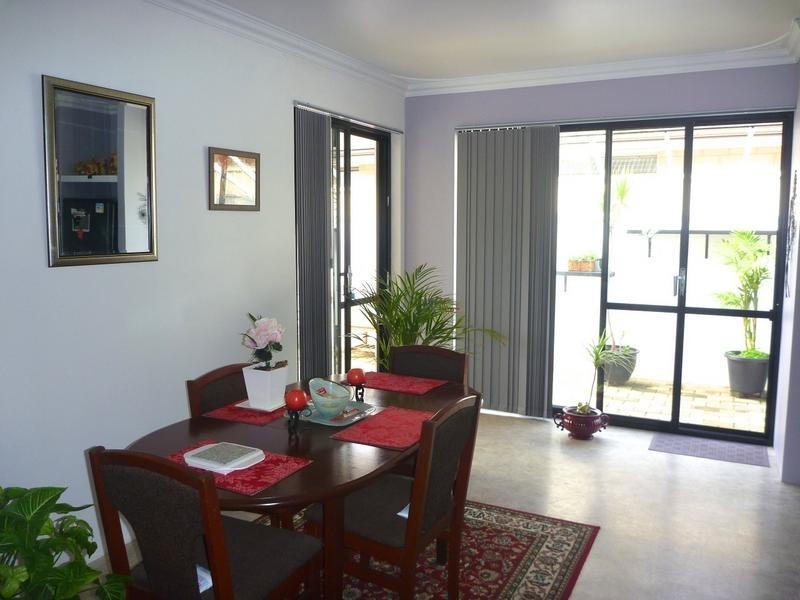 7/70 Rodoreda Crescent, Ravenswood WA 6208