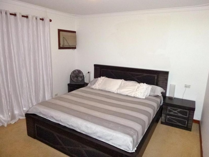 2 Marshall Avenue, Pinjarra WA 6208
