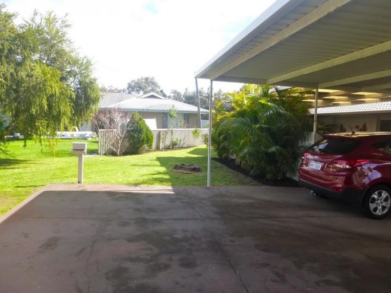 2 Marshall Avenue, Pinjarra WA 6208