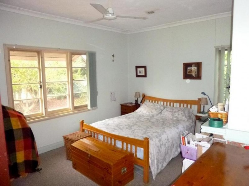 11 Jubilee Drive, Pinjarra WA 6208