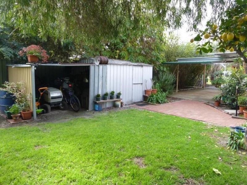 11 Jubilee Drive, Pinjarra WA 6208