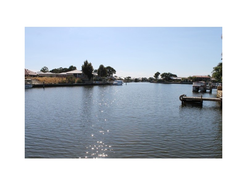 16 EGRET PLACE, South Yunderup WA 6208