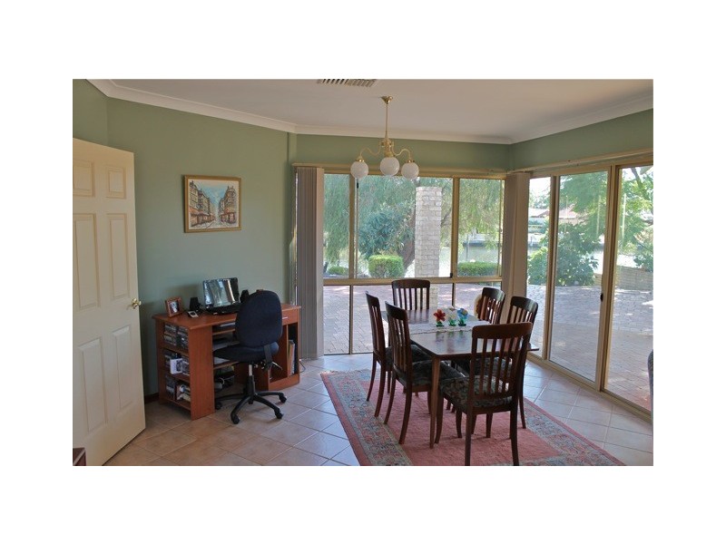 16 EGRET PLACE, South Yunderup WA 6208