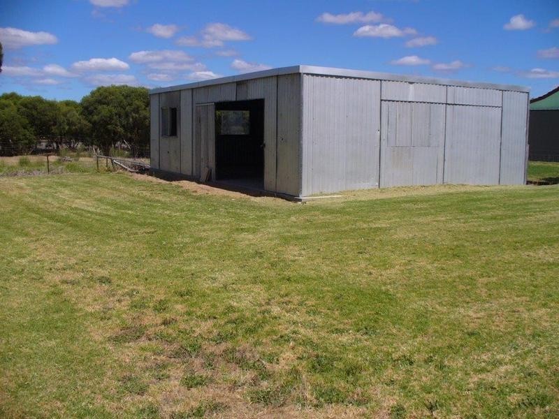 40 Railway Parade, Yarloop WA 6218