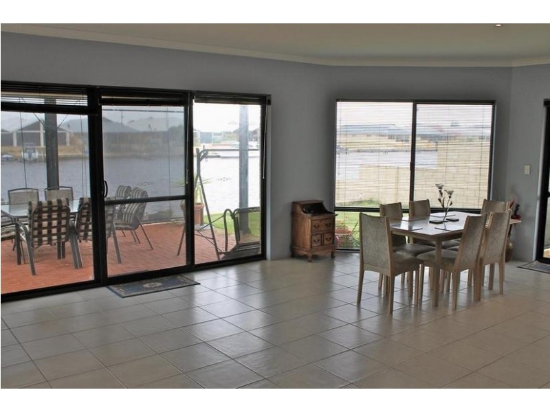 90 Murray Waters Boulevard, South Yunderup WA 6208