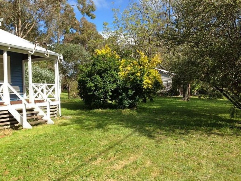 18 Wallace Road, Dwellingup WA 6213