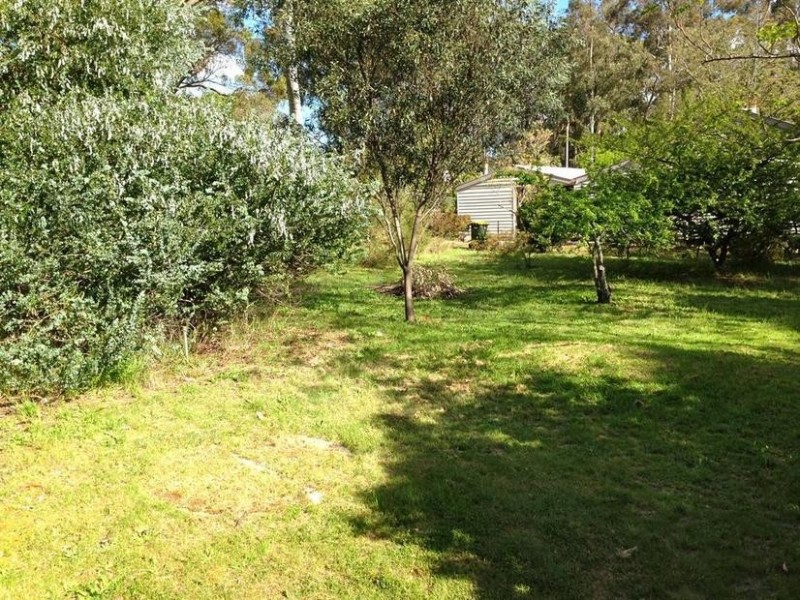 18 Wallace Road, Dwellingup WA 6213