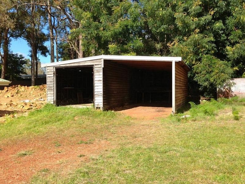 18 Wallace Road, Dwellingup WA 6213