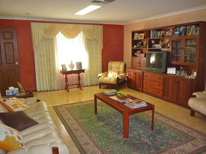 6 Peter Street, Pinjarra WA 6208