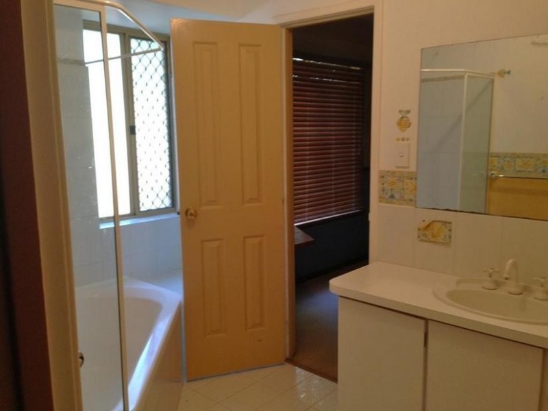 20 RUSSELL DRIVE, Waroona WA 6215