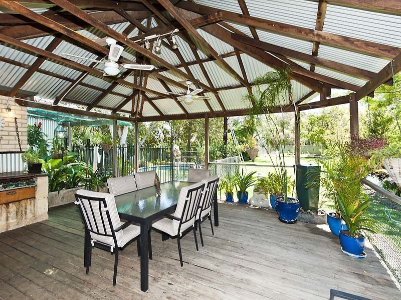 9 Orchard Street, Pinjarra WA 6208