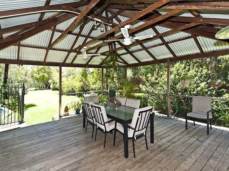 9 Orchard Street, Pinjarra WA 6208