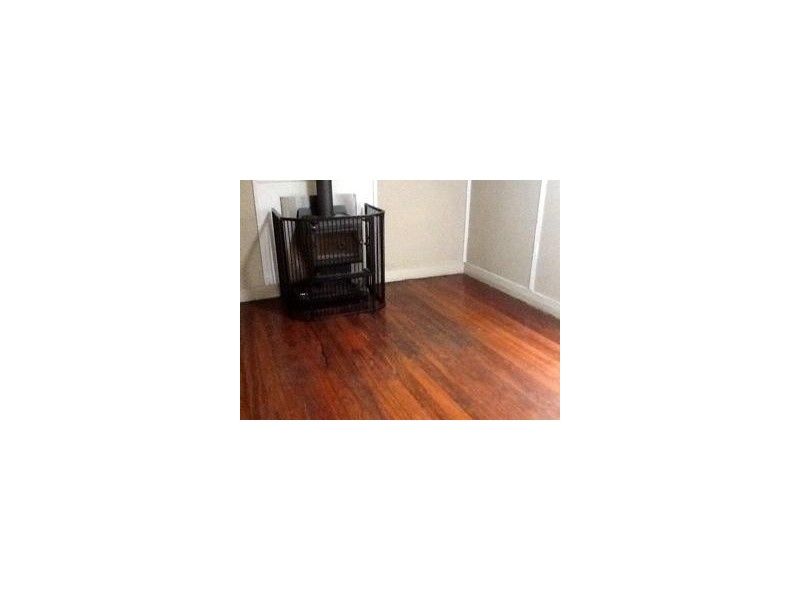 6 Marginata Crescent, Dwellingup WA 6213