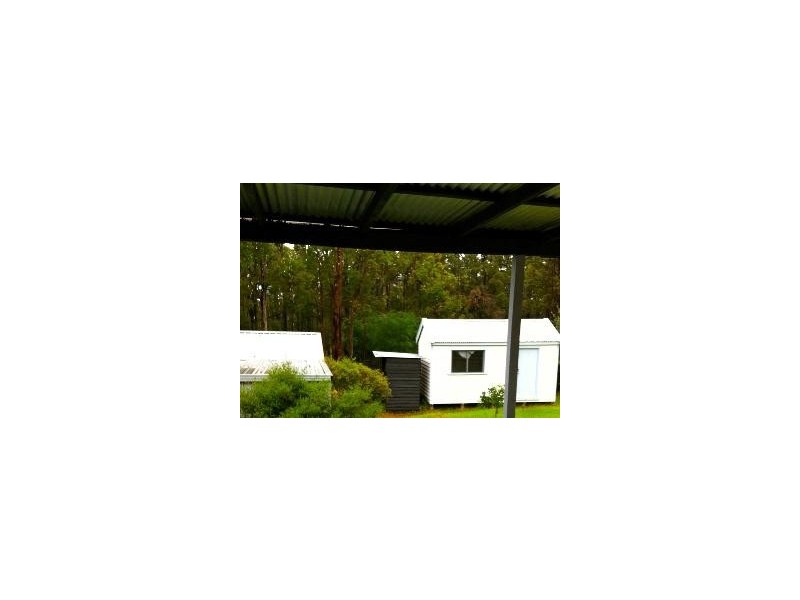 6 Marginata Crescent, Dwellingup WA 6213