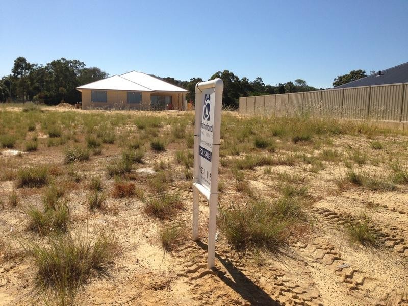 3 Harrison Way, Waroona WA 6215