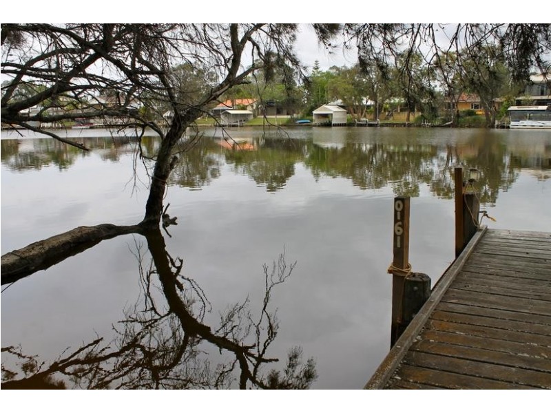 96 Banksia Terrace, South Yunderup WA 6208