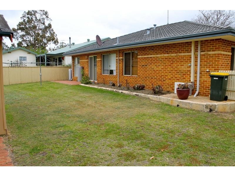96 Banksia Terrace, South Yunderup WA 6208