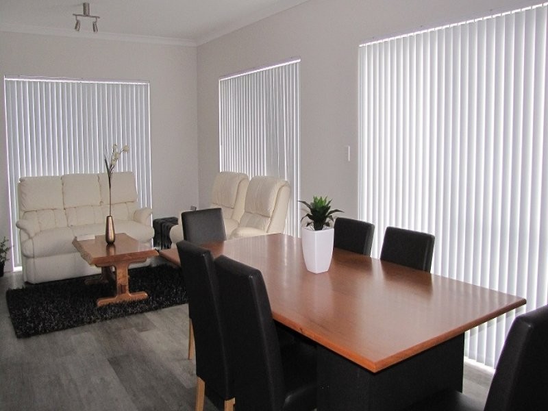 17/70 Rodoreda Crescent, Ravenswood WA 6208