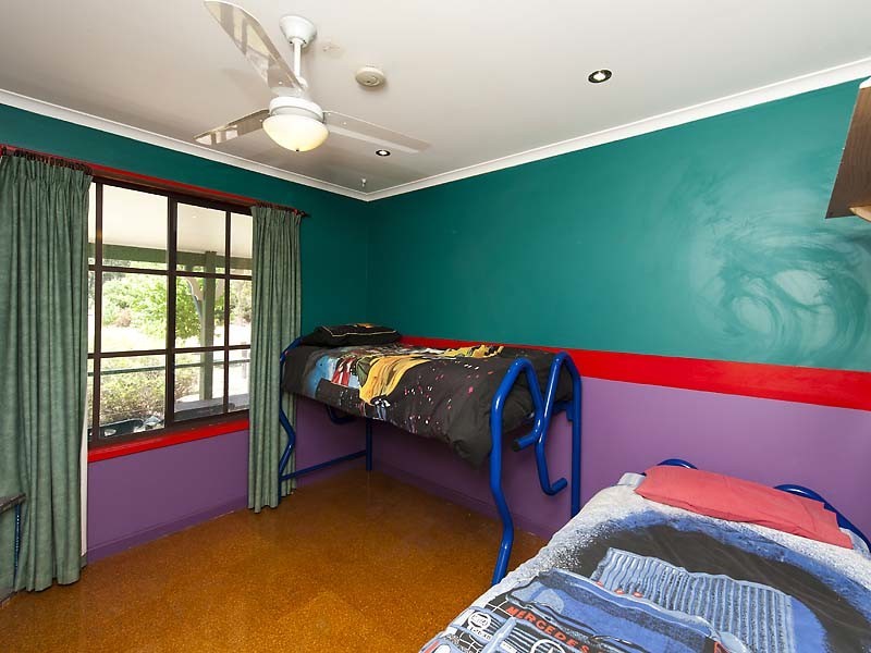 79 Nanga Road, Dwellingup WA 6213