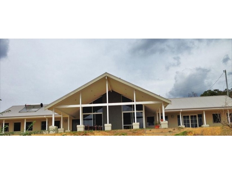 42 FORRINGTON HEIGHTS, Waroona WA 6215