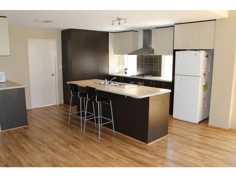 110 Countess Circuit, South Yunderup WA 6208