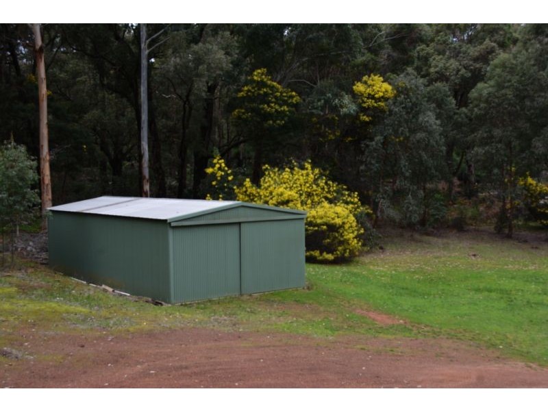 195 Holyoake Road, Dwellingup WA 6213