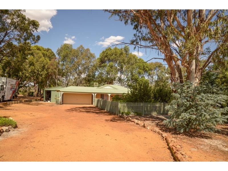 1 ADAM STREET, Boddington WA 6390