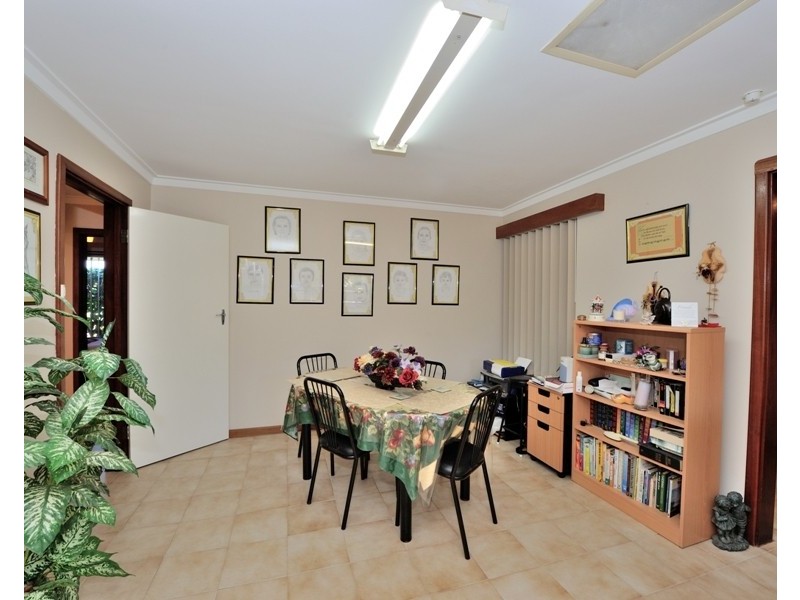 9 Cowen Street, Pinjarra WA 6208