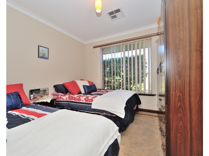 9 Cowen Street, Pinjarra WA 6208