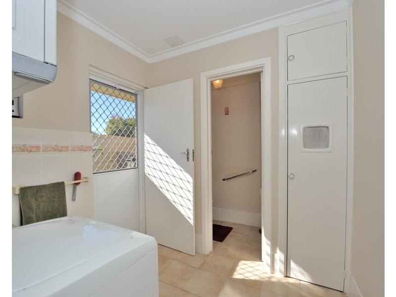 9 Cowen Street, Pinjarra WA 6208