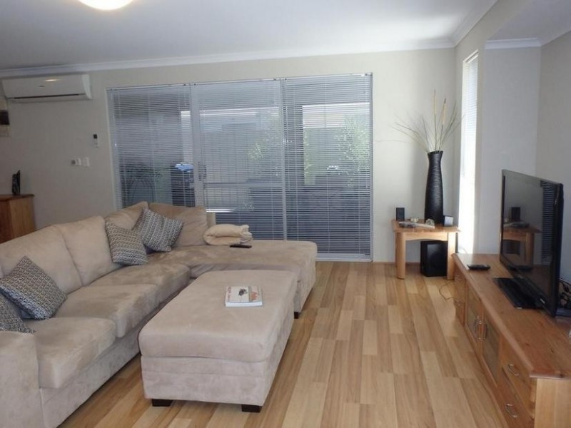 35 Nancarrow Way, Ravenswood WA 6208