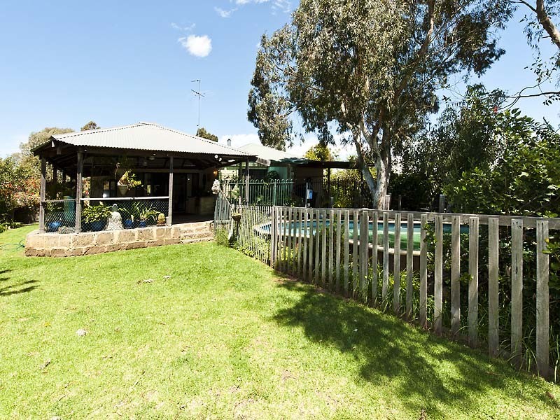 9 ORCHARD STREET, Pinjarra WA 6208