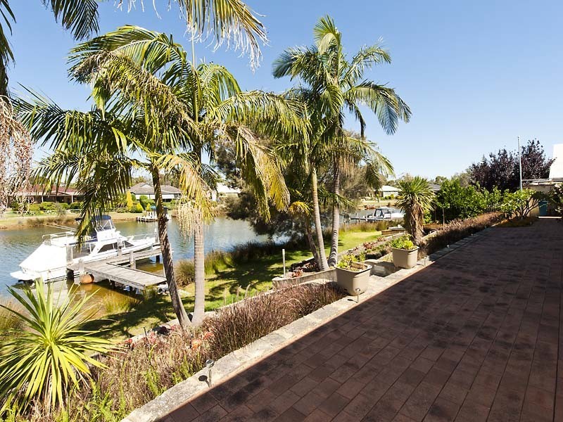 3 Heron Place, South Yunderup WA 6208