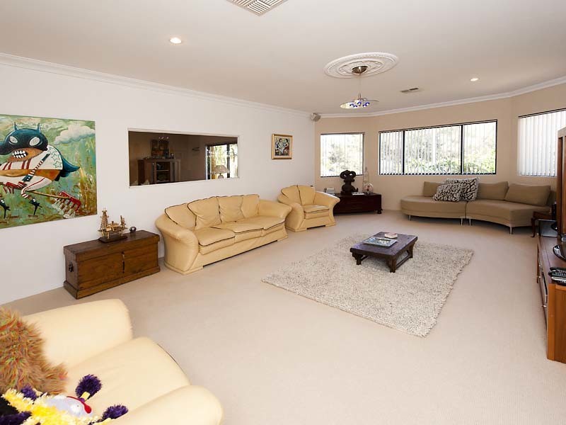 3 Heron Place, South Yunderup WA 6208