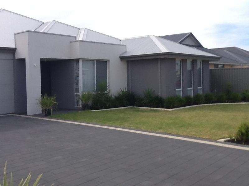 11 Fenians Pass, South Yunderup WA 6208