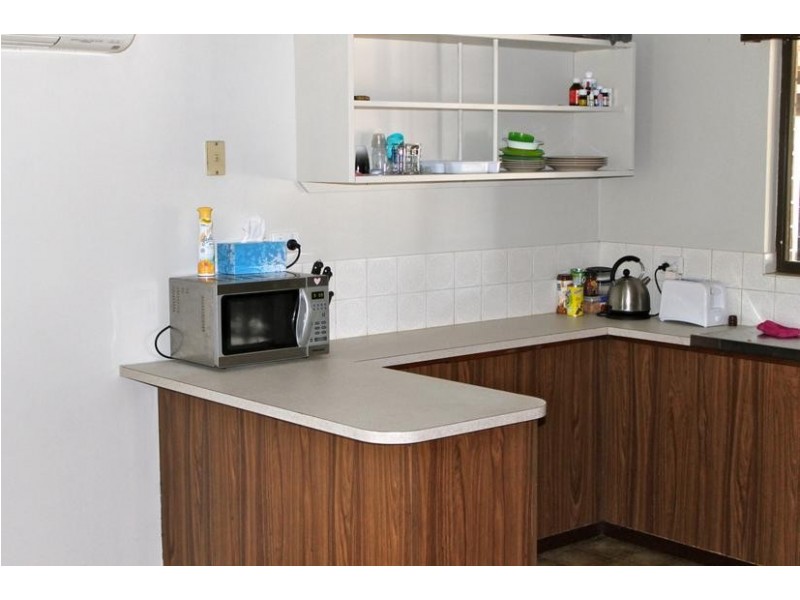 4 Leschenaulta Place, Pinjarra WA 6208