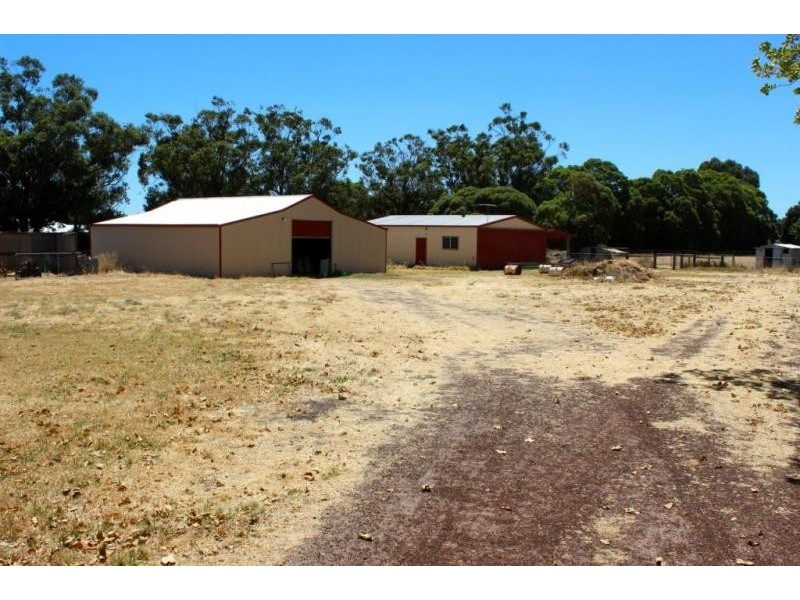 19 Coral Park Drive, North Dandalup WA 6207