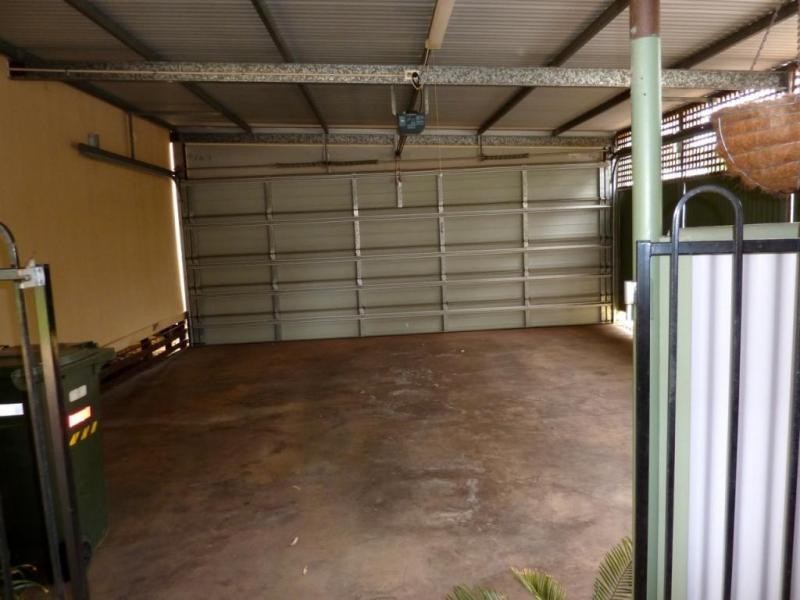 6 Hotham Avenue, Wandering WA 6308