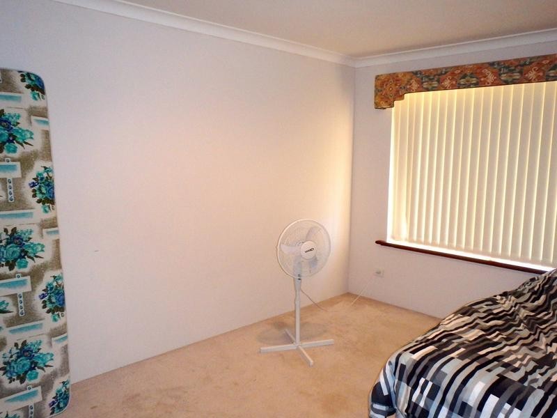 8 Country Road, Pinjarra WA 6208