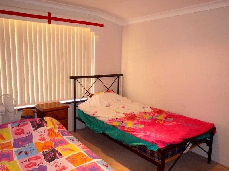 8 Country Road, Pinjarra WA 6208