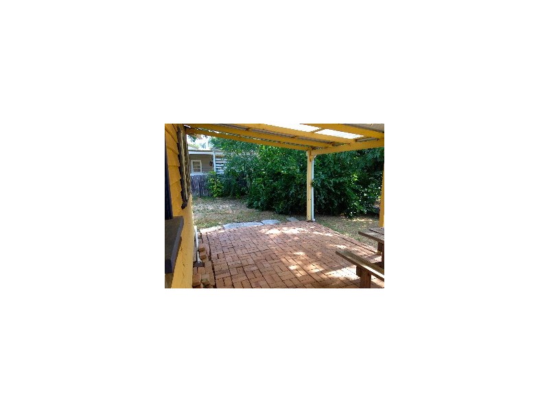 17 Marginata Crescent, Dwellingup WA 6213