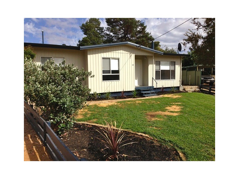 10 Down Street, Wandering WA 6308